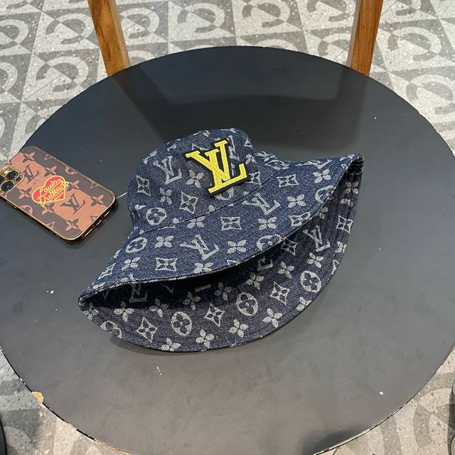 Lv 新款牛仔渔夫帽 新工艺面料，桶帽型巨遮脸！一年四季都可以戴材质 57Cm