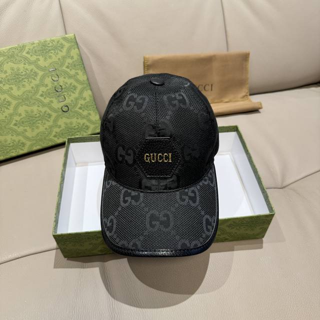 配包装布袋，Gucci 古奇 新款原单棒球帽，Gucci烫金，专柜最新款，1:1开模订制，正版开模，原版帆布料+头层牛皮，原厂品质！质量超赞，基础头围56，贴