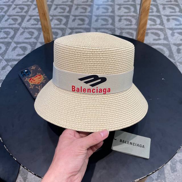 Balenciaga 巴黎世家 2024早春新款韩版休闲时尚，质地硬朗，手感非常好，名媛必备！遮阳帽女镂空草帽防紫外线大檐遮脸防晒太阳渔夫帽