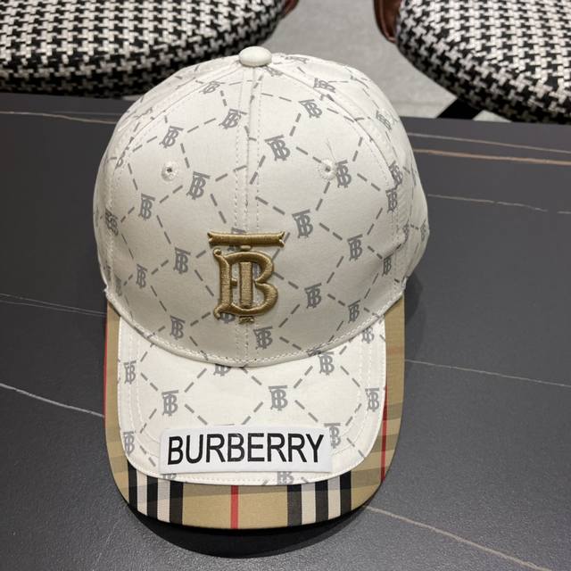 Burberry 巴宝莉 原单棒球帽 轻盈透气。完美版型，原厂品质，独家实物拍摄，男女适用！