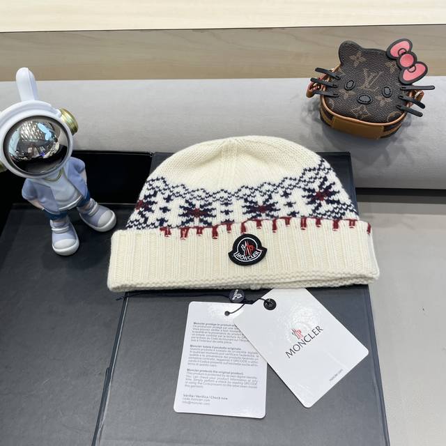 Moncler2024新款提花毛线帽女秋冬保暖100%羊毛护耳大头围针织帽子显脸小 - 点击图像关闭