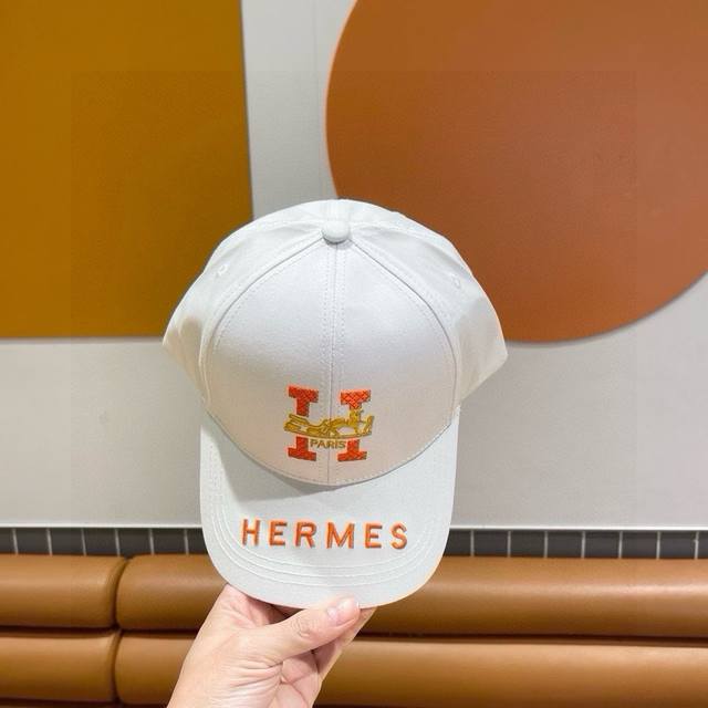 新款出货 Hermès 爱马仕 最新款原单棒球帽，拼色h，正品开模订制，原版透气帆布面料+原厂精钢调节扣，做工细致，时尚帅气质量超赞！