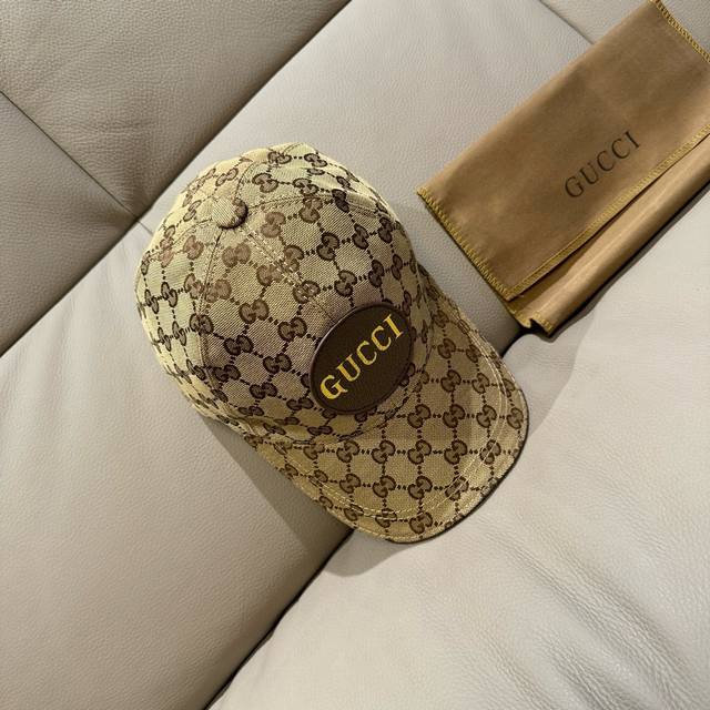 配包装布袋，Gucci 古奇 新款原单棒球帽，Gucci烫金，专柜最新款，1:1开模订制，正版开模，原版帆布料+头层牛皮，原厂品质！质量超赞，基础头围56，贴片 - 点击图像关闭