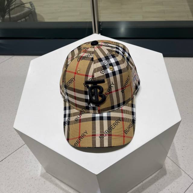 Burberry 巴宝莉 新款原单棒球帽 专柜热卖款纯棉内里，完美版型，原厂品质，独家实物拍摄，男女适用