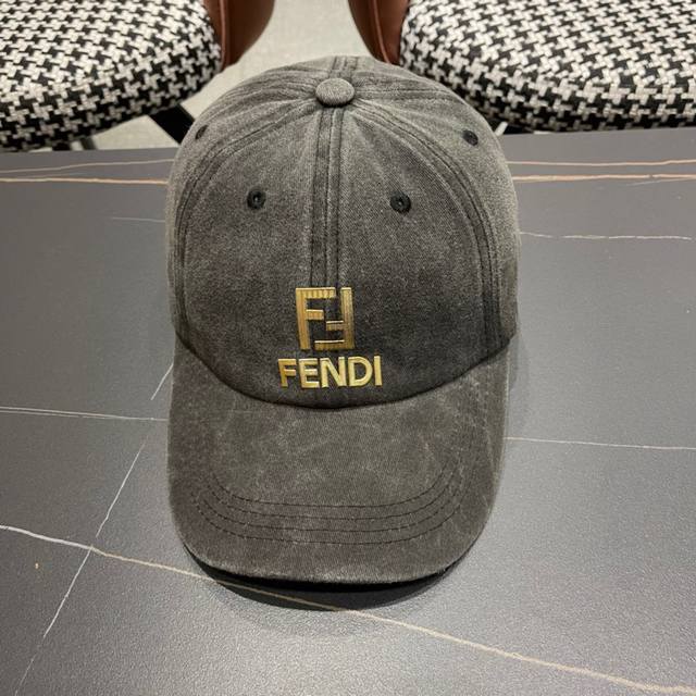 Fendi 芬迪 2024新款棒球帽， 双f提花口碑极佳，轻盈透气！质量超赞，基础头围56，贴片可调节。