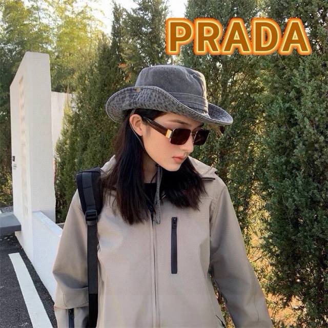 Prada普拉达2024年春夏季新款牛仔帽子男女韩版户外出游渔夫帽防晒遮阳太阳帽 - 点击图像关闭