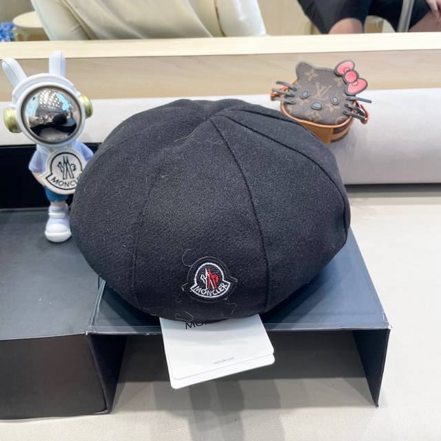 Moncler2024新款韩系云朵八片贝雷帽女秋冬显脸小羊毛呢画家百搭蓓蕾帽子