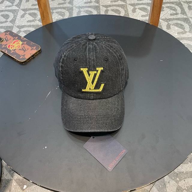 路易威登棒球帽louisvuitton Lv牛仔棒球帽，简约大气，经典老花，男女通用