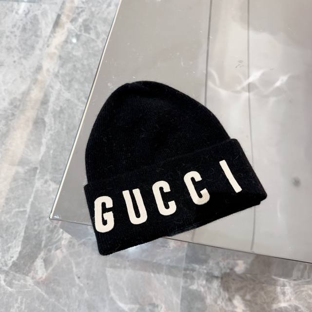 Gucci 2024秋冬新款剌绣毛线帽，男女款针织帽，100%羊毛 - 点击图像关闭