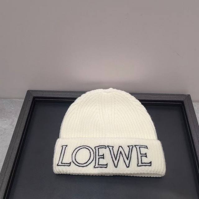 跑量 Loewe～秋冬新款冷帽针织帽 超级软弹力超级大，非常保暖，凹造型绝了！