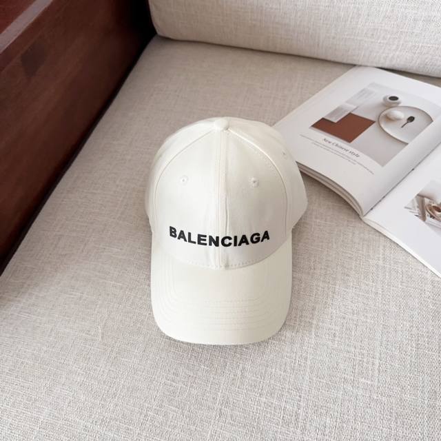 Balenciaga巴黎世家新款个性棒球帽，高品质透气性巨佳，四季佩戴款 高颜值时尚单品！ 男女同款 - 点击图像关闭