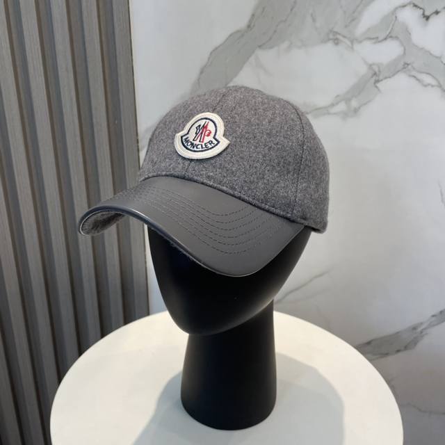 蒙口moncler 秋冬新款羊毛棒球帽，年轻时尚潮人穿搭色系，视觉效果超强，立体字母，好看有质感！