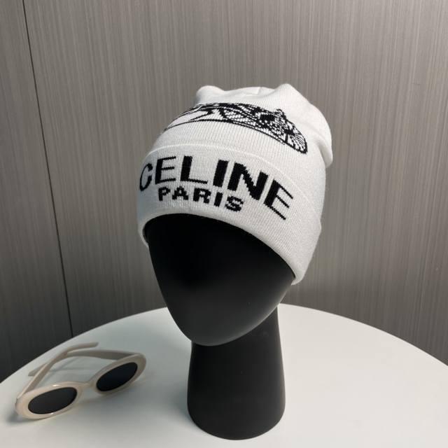 赛琳celine 爆款个性字母针织帽， 紧密织法，官网爆款，时尚博主网红必备单品， 时尚色调潮人必备