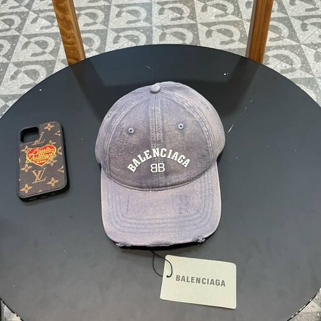 新款balenciaga 巴黎世家鸭舌帽 字母刺绣标志棒球帽 雅痞街头风，时尚男女妥妥驾驭！纯棉材质。