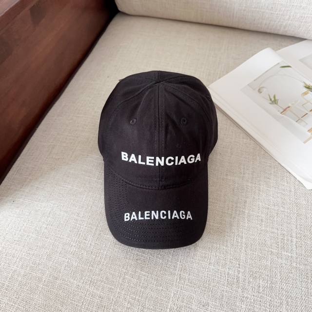 Balencia*A 巴黎世家新款棒球帽 简约时尚超级无敌好看的帽子！