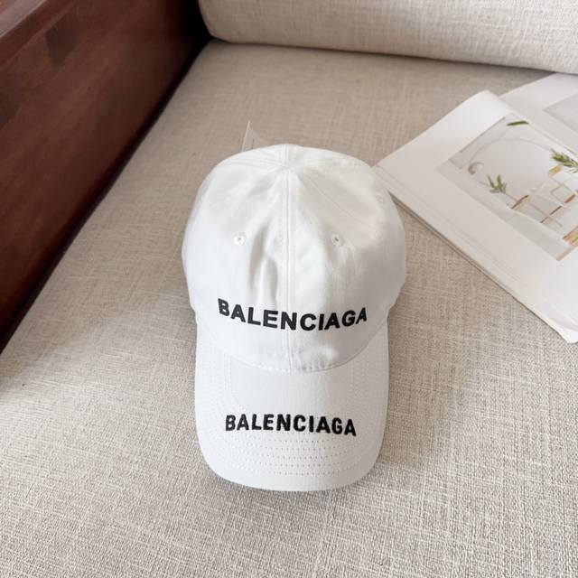 Balencia*A 巴黎世家新款棒球帽 简约时尚超级无敌好看的帽子！