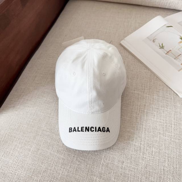 Balencia*A 巴黎世家新款棒球帽 简约时尚超级无敌好看的帽子！