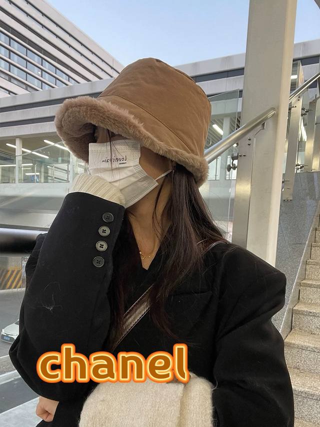 Chanel 香奈儿新款冬季保暖渔夫帽女防风夹绵帽素颜遮脸显脸小日系盆帽可调节