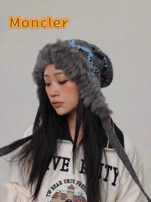 Moncler秋冬新款小众护耳帽子女韩版百搭时尚保暖减龄显脸小套头针织帽潮