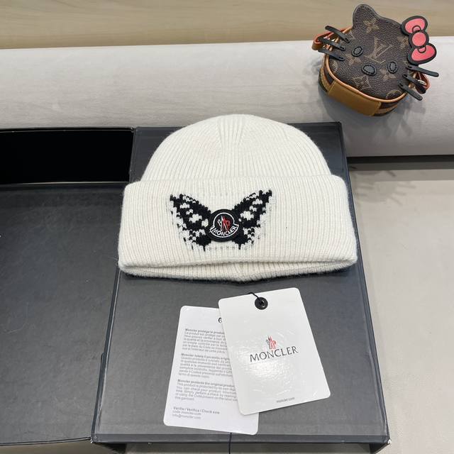 Moncler2024新款蝴蝶毛线帽女秋冬季百搭针织冷帽保暖护耳显脸小