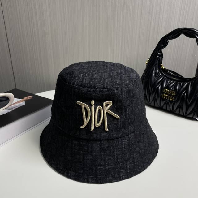 原单品质 迪奥dior 官网同步上线 韩版新款英式运动款重工定制款1:1原单品质 男女通用渔夫帽 绵麻地质面料 原版质量专柜