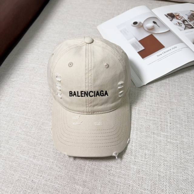 Balencia*A 巴黎世家新款棒球帽 简约时尚超级无敌好看的帽子！