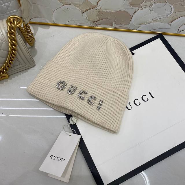 跑量 Gucci～新款 高品质 弹力很大的毛线帽 巨百搭 秋冬爆款色系合集