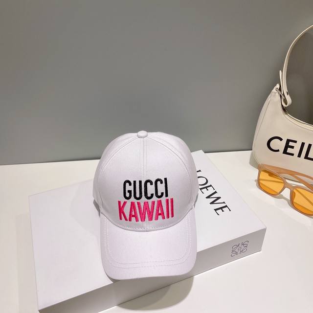 古奇棒球帽gucci官网新品，棒球帽，原单品质火爆来袭 工艺非常精美 高档大气上档次！低调奢华，方便携带！跑量！