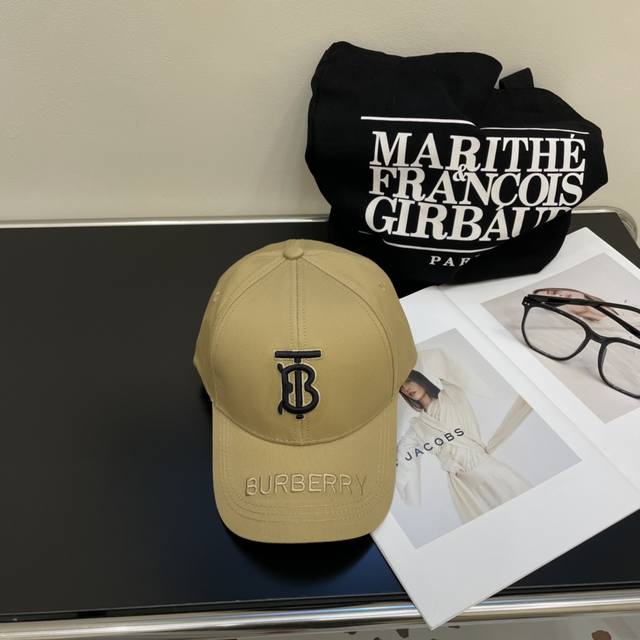 上新 巴宝莉burberry 原单棒球帽，经典bt简约刺绣原单新品，超喜欢自留的棒球帽哦