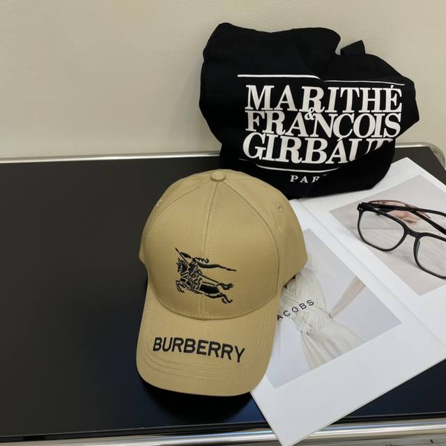 上新 巴宝莉burberry 原单棒球帽，经典简约刺绣原单新品，超喜欢自留的棒球帽哦