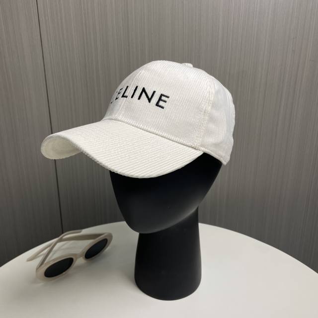 配防尘袋 Celine赛琳 新款简约灯芯绒棒球帽，专柜同步出货，大牌款超好搭配，赶紧入手！