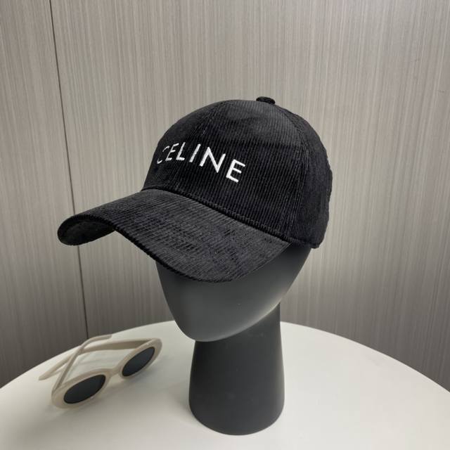 配防尘袋 Celine赛琳 新款简约灯芯绒棒球帽，专柜同步出货，大牌款超好搭配，赶紧入手！