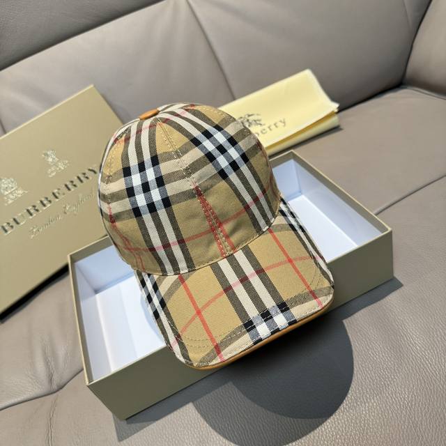 Burberry 巴宝莉 原单棒球帽， 专柜热卖款，经典格子，1:1开模订制，帆布面料，纯棉内里，轻盈透气。完美版型，对格精准无误，头层牛皮特制调节扣，原厂品质