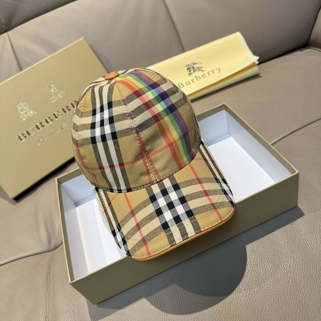 Burberry 巴宝莉 原单棒球帽， 专柜热卖款，经典格子，1:1开模订制，帆布面料，纯棉内里，轻盈透气。完美版型，对格精准无误，头层牛皮特制调节扣，原厂品质