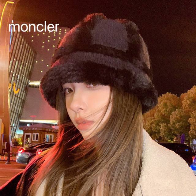 Moncler渔夫帽女秋冬季日系百搭气质毛绒盆帽出游潮保暖加厚水桶帽休闲女