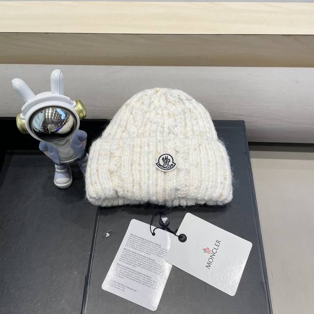 Moncler 官网正品 蒙口米色秋冬季新款毛线帽女保暖堆堆帽显脸小针织帽