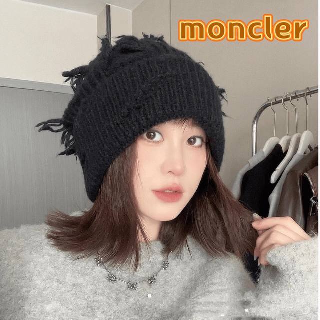 Moncler韩版休闲百搭情侣帽大头围针织帽子女秋冬保暖护耳破洞毛线帽潮流