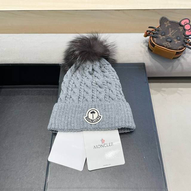 Moncler 现货正品蒙口针织帽欧美秋冬新款狐狸毛球羊毛帽男女款百搭毛线帽