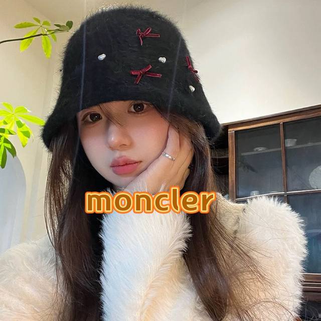 Moncler奶呼呼蝴蝶结兔毛爱心珍珠渔夫帽女秋冬高级感保暖盆帽显脸小帽子