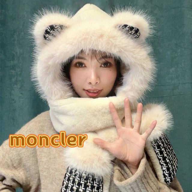 Moncler千鸟格帽子冬季耳朵狐狸新款可爱小熊毛绒加厚保暖围巾手套一体雷锋帽潮