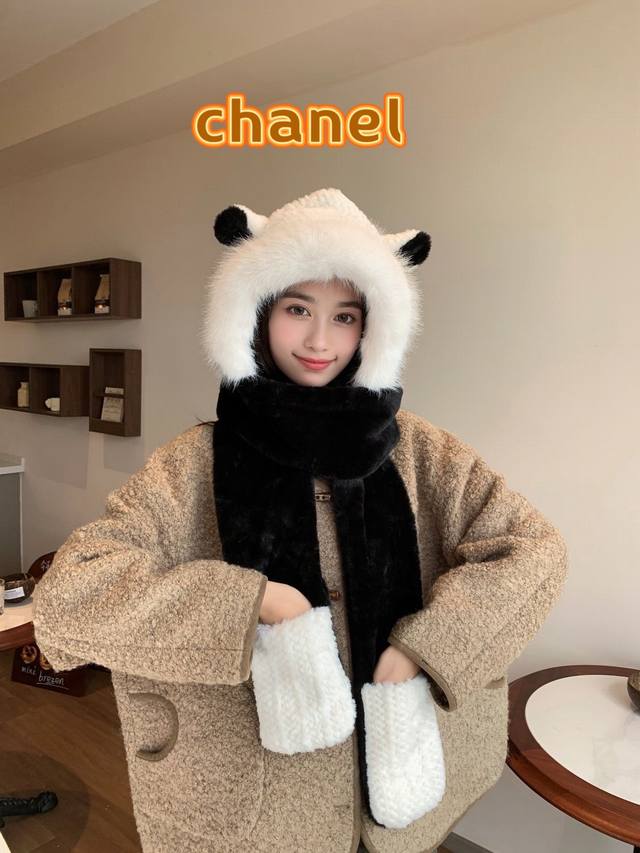 Chanel 三件套拼接款可爱毛绒连帽围脖女秋冬季保暖手套帽子撞色拼色款毛绒围巾 - 点击图像关闭