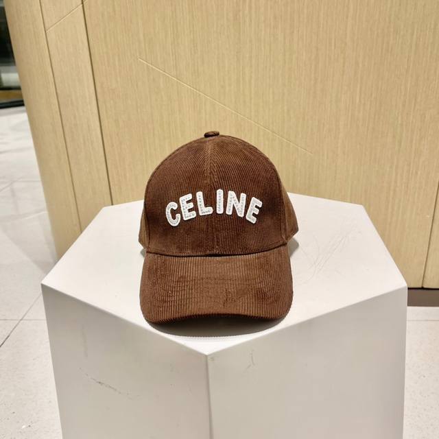 赛琳Celine 官网最新款灯芯绒竖纹棒球帽，秋冬潮牌百搭复古潮流