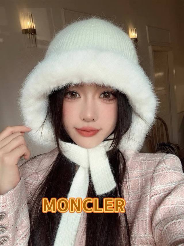 Moncler蒙口兔毛混纺加绒针织护耳帽女洋气冬季防寒保暖加厚雷锋帽毛线套头帽