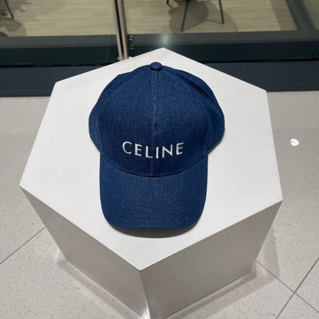 Celine赛琳 春夏款新款简约棒球帽，新款出货，大牌款超好搭配，赶紧入手！