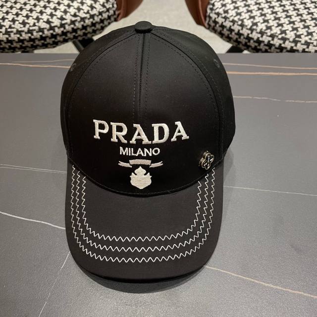 普拉达 Prada 新品经典棒球帽 时尚潮流，高端做工！非一般的品质，细节看实拍哦