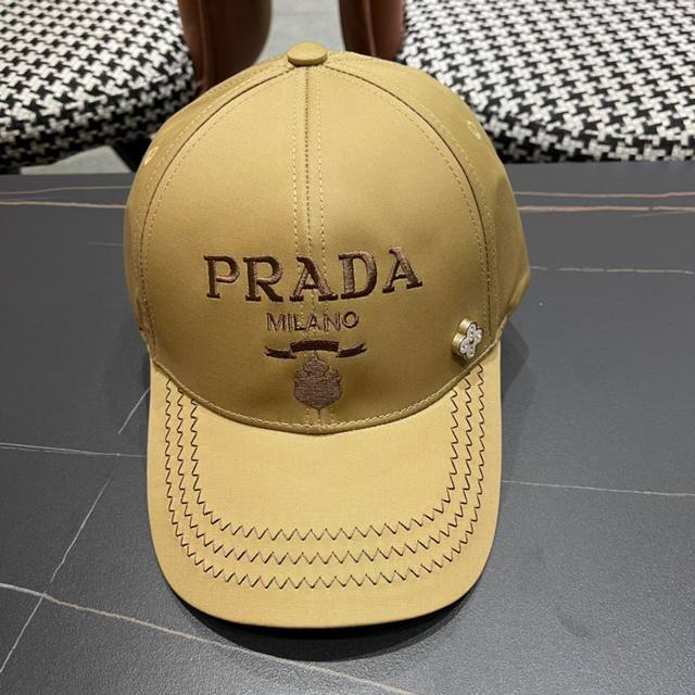 普拉达 Prada 新品经典棒球帽 时尚潮流，高端做工！非一般的品质，细节看实拍哦