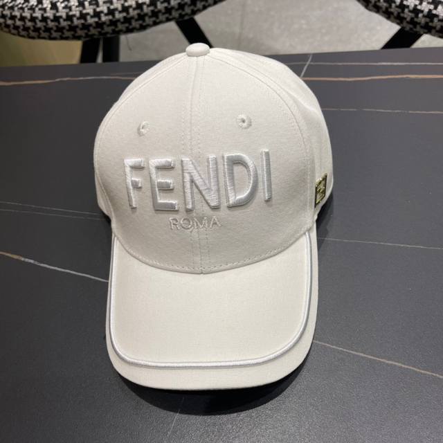 Fendi芬迪，2024新品棒球帽 代购版本！时尚潮流，高端做工！