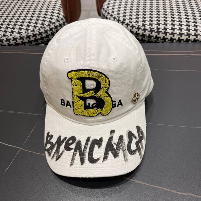 Balenciaga巴黎世家画面Logo棒球帽，很酷的色系，第一批抢先出货！巴黎粉必入款！