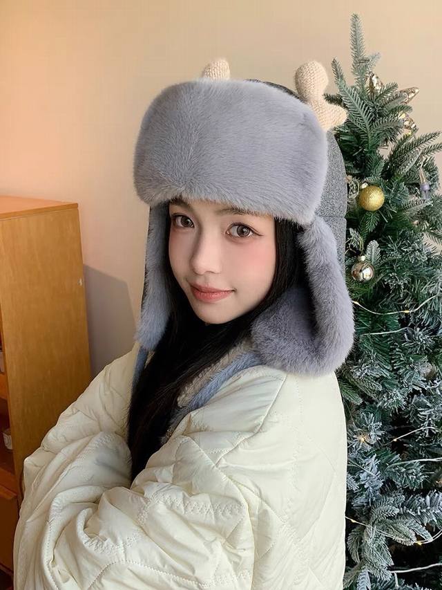 Chanel香奈儿雷锋帽 2024秋冬氛围拉满Coconeige滑雪超级出片的雷锋帽本季必买氛围感100分，