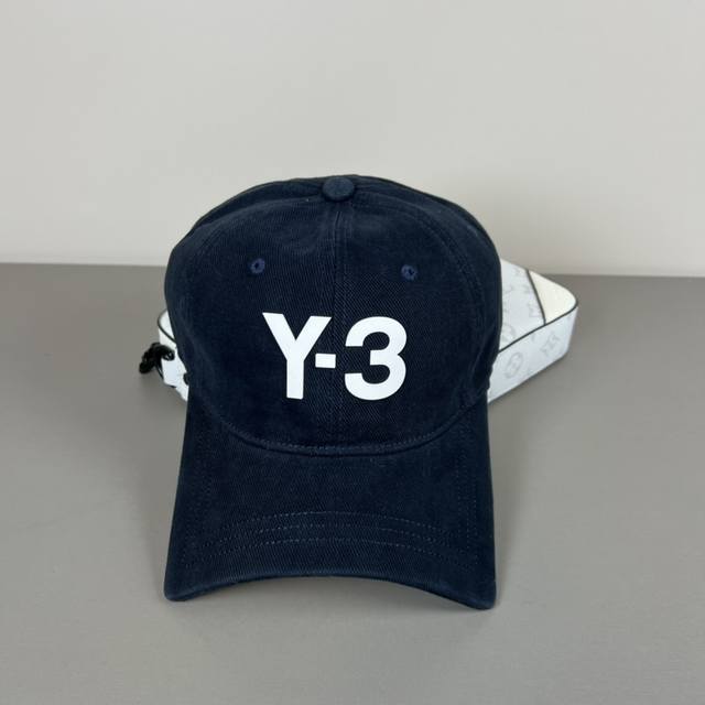 Yeezy Y-3 新款经典休闲潮流款 棒球帽日韩风格，随便搭配都超好看！出门旅游，绝对要入手的一款